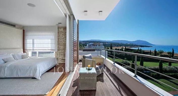 Image No.2-3 Bed Villa for sale