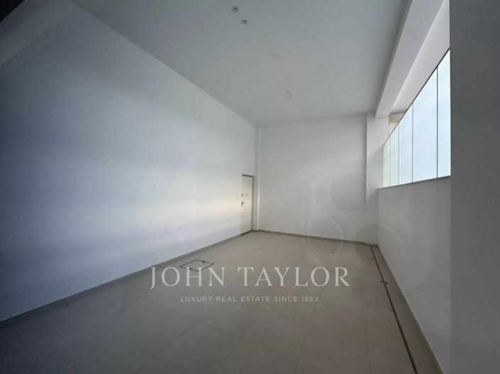 Image No.28-Appartement de 2 chambres à vendre à Agios Tychonas