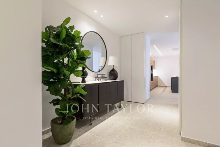 Image No.3-Appartement de 2 chambres à vendre à Agios Tychonas