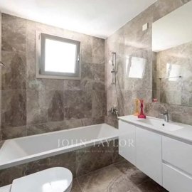 c79226d5de2144828adb6d9a4befff147e787f3a67854