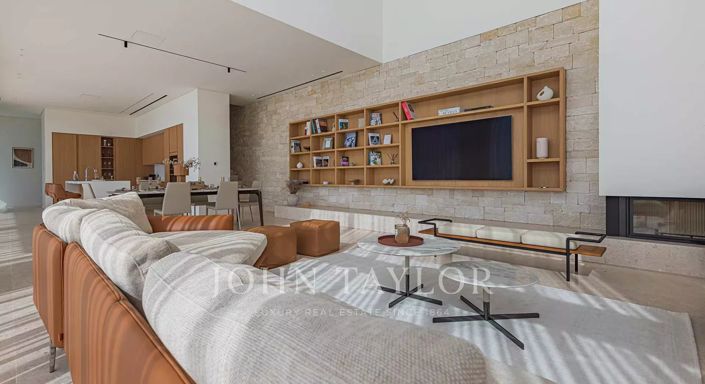 Image No.14-5 Bed Villa for sale