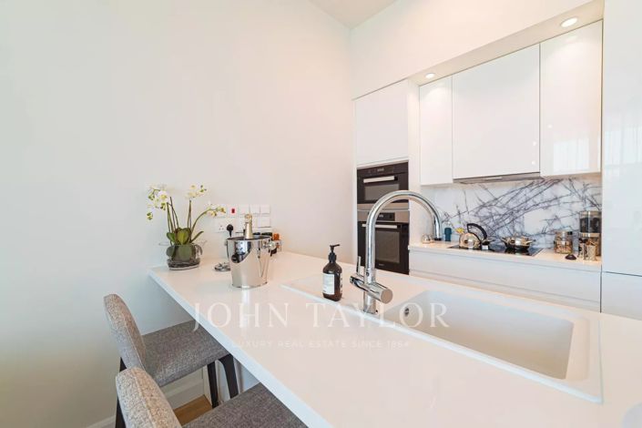 Image No.20-5 Bed Villa for sale