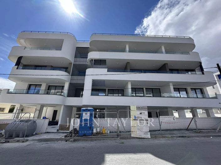 Image No.24-2 Bed Apartment for sale