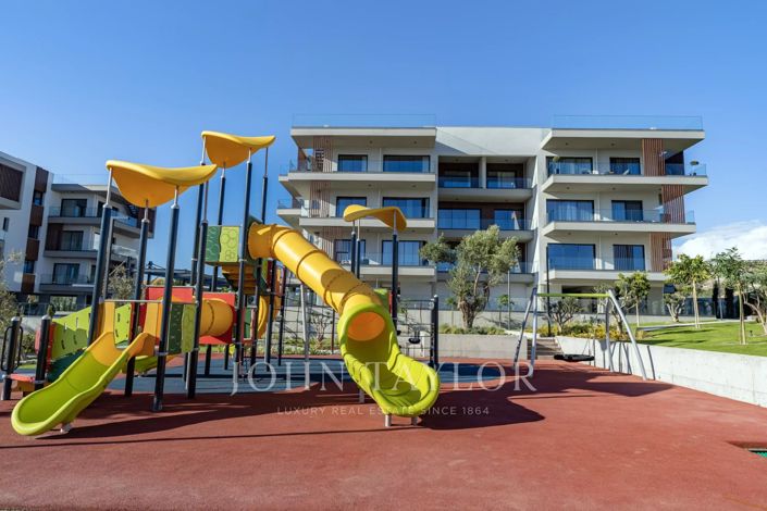 Image No.27-Penthouse de 2 chambres à vendre à Mouttagiaka