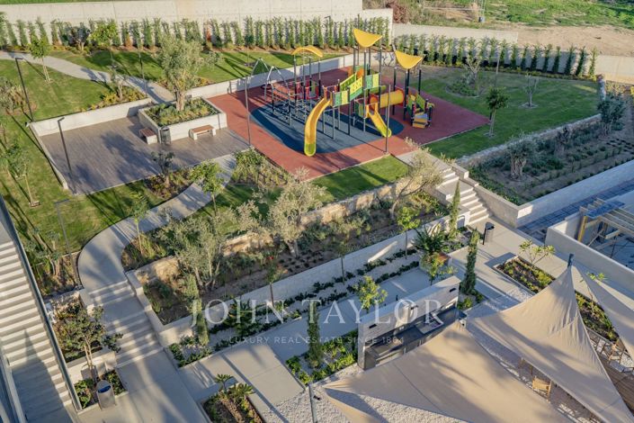 Image No.30-Penthouse de 2 chambres à vendre à Mouttagiaka