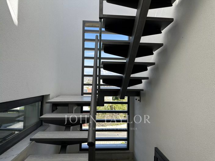 Image No.13-3 Bed Penthouse for sale