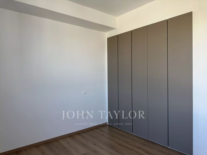 Image No.12-3 Bed Penthouse for sale