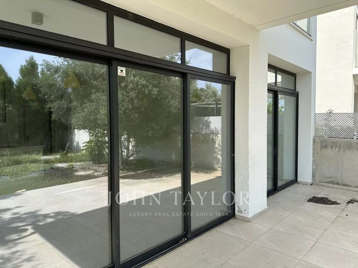 Image No.17-3 Bed House for sale