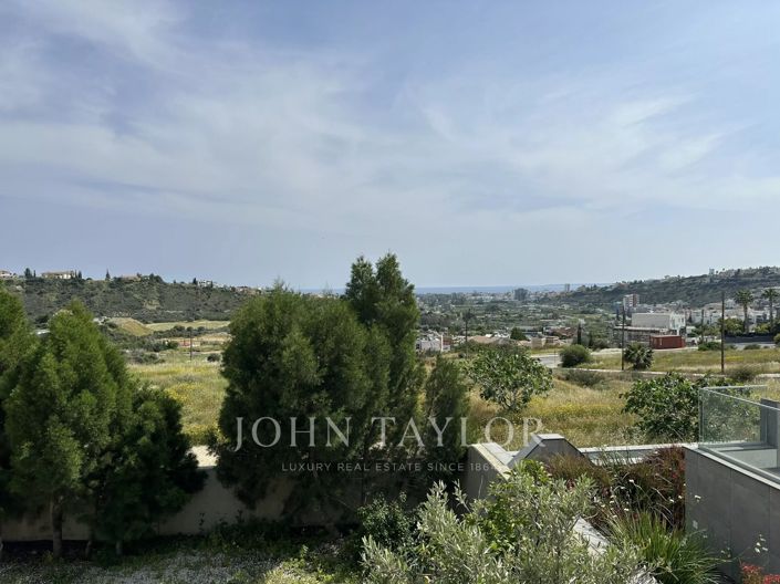 Image No.20-3 Bed House for sale