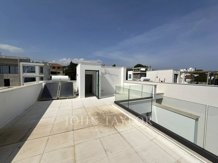 Image No.22-3 Bed House for sale
