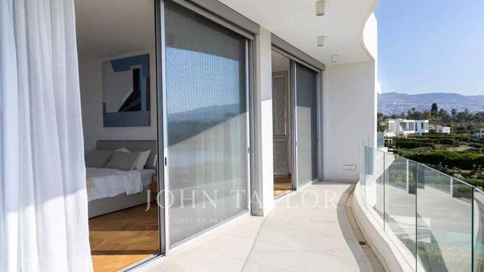 Image No.12-6 Bed Villa for sale