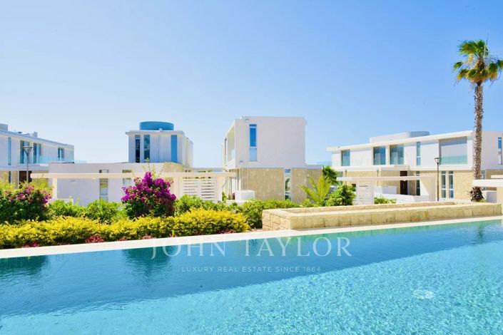 Image No.18-6 Bed Villa for sale