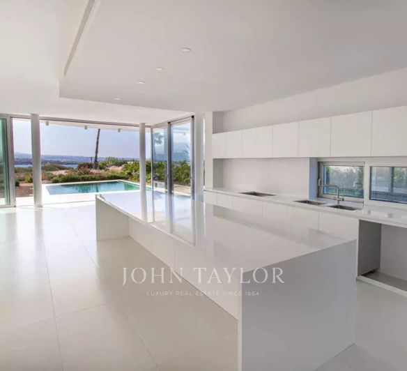 Image No.7-6 Bed Villa for sale