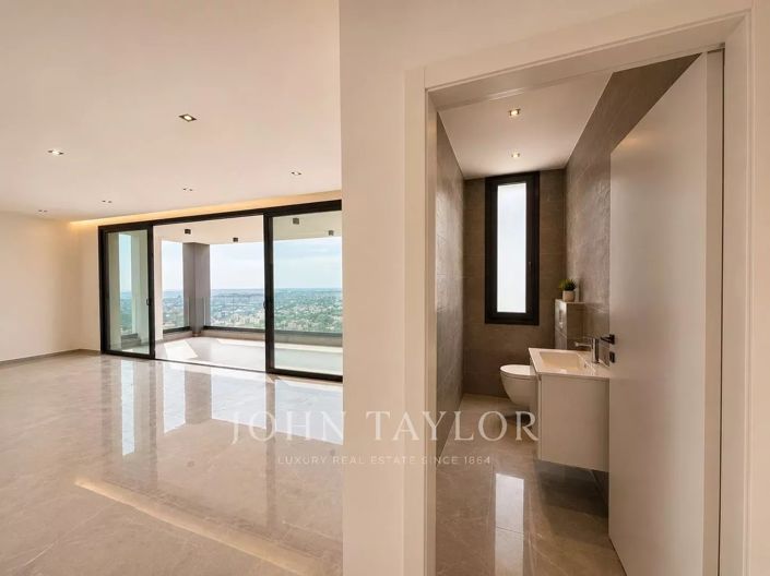 Image No.4-3 Bed Penthouse for sale