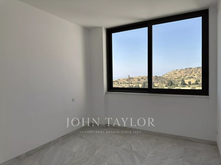Image No.10-3 Bed Villa for sale