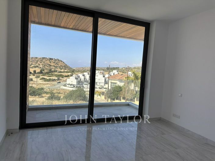 Image No.13-3 Bed Villa for sale