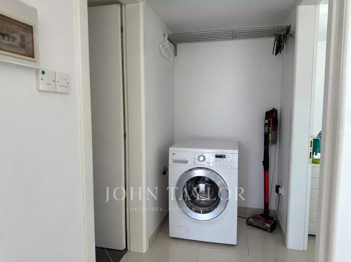 Image No.18-3 Bed Apartment for sale