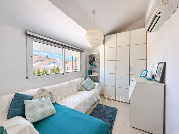 Image No.19-3 Bed Apartment for sale