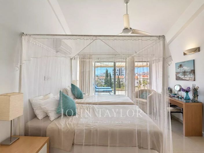 Image No.8-3 Bed Apartment for sale