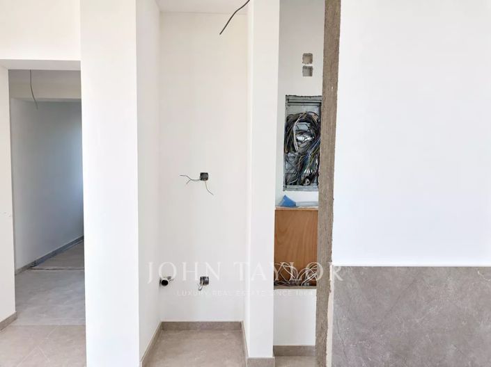 Image No.11-1 Bed Apartment for sale