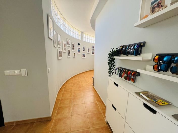 Image No.16-3 Bed Property for sale