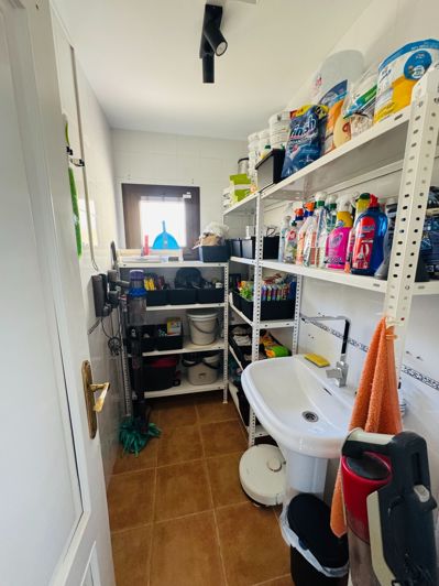 Image No.25-3 Bed Property for sale