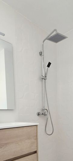 Image No.12-2 Bed Property for sale