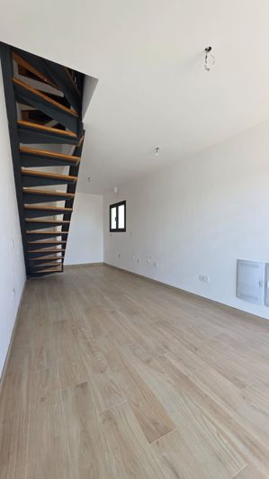 Image No.9-2 Bed Property for sale