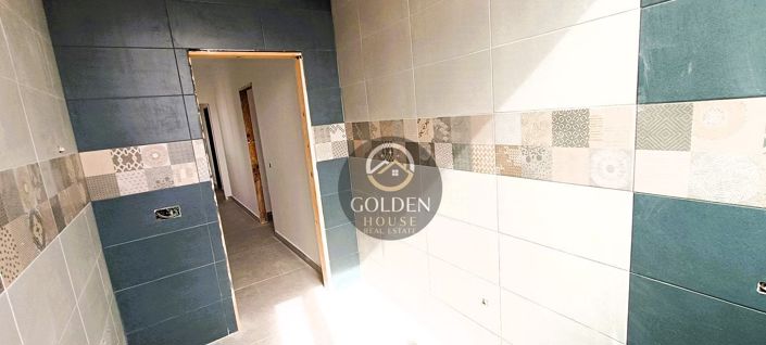 Image No.15-5 Bed Property for sale