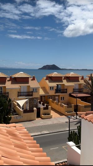 Image No.1-Propriété de 4 chambres à vendre à Corralejo