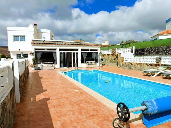 Image No.3-3 Bed Property for sale