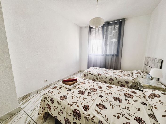 Image No.24-3 Bed Property for sale