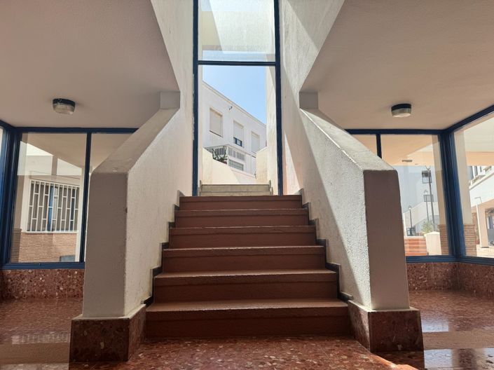 Image No.28-3 Bed Property for sale