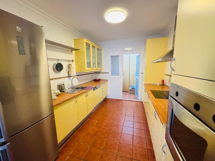 Image No.9-3 Bed Property for sale