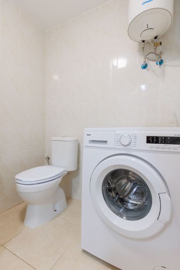 Image No.14-1 Bed Property for sale