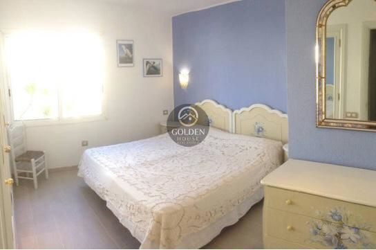 Image No.16-5 Bed Property for sale