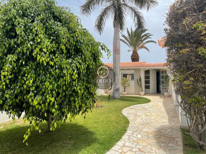 Image No.4-5 Bed Property for sale