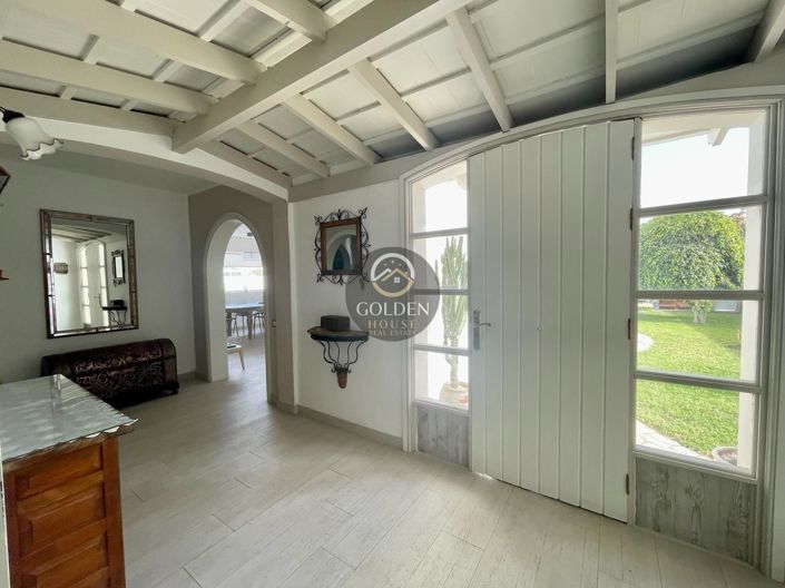 Image No.6-5 Bed Property for sale