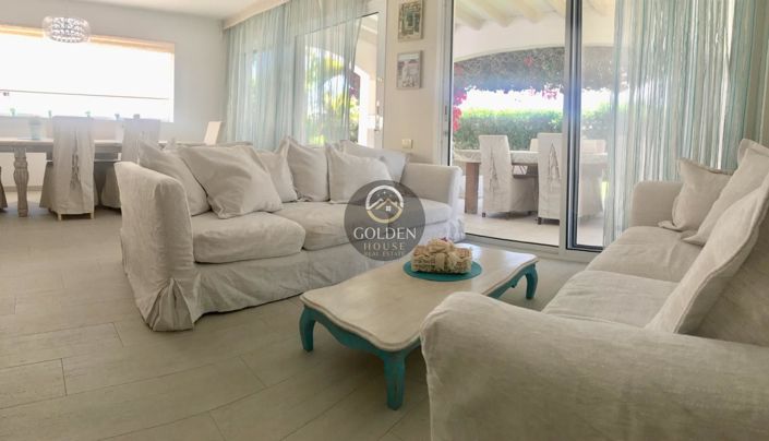 Image No.8-5 Bed Property for sale