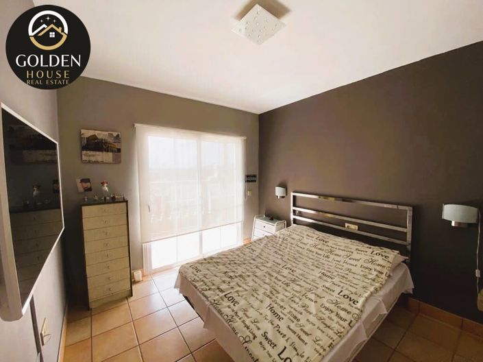 Image No.15-2 Bed Property for sale