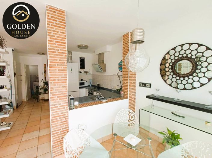 Image No.5-2 Bed Property for sale