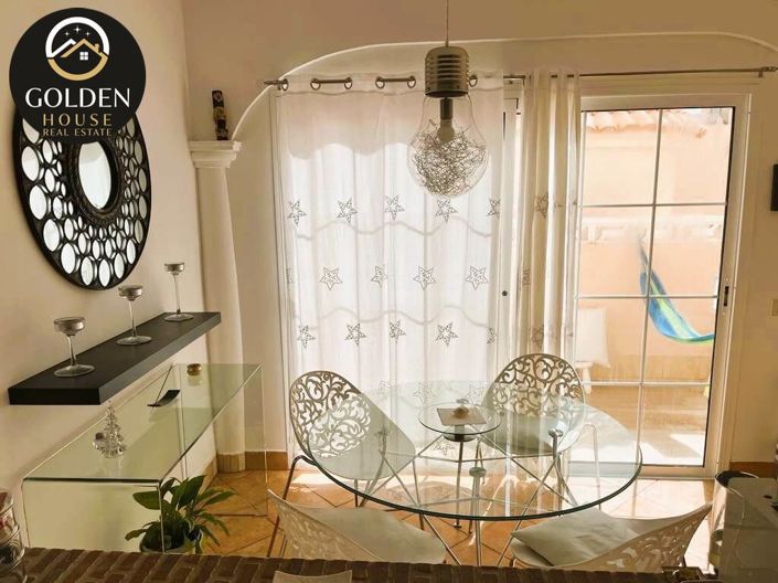 Image No.7-2 Bed Property for sale