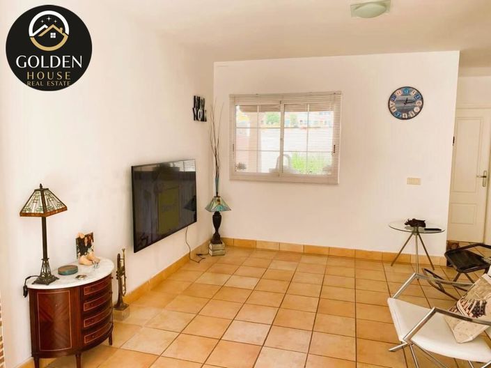 Image No.9-2 Bed Property for sale