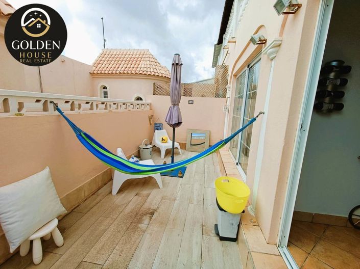 Image No.10-2 Bed Property for sale