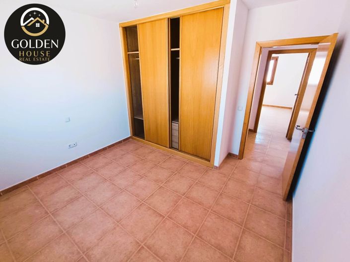 Image No.9-3 Bed Property for sale