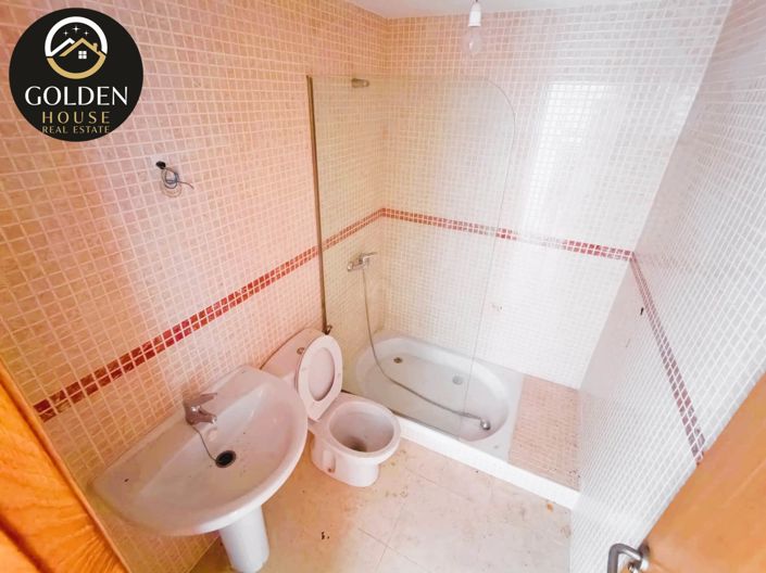 Image No.15-3 Bed Property for sale