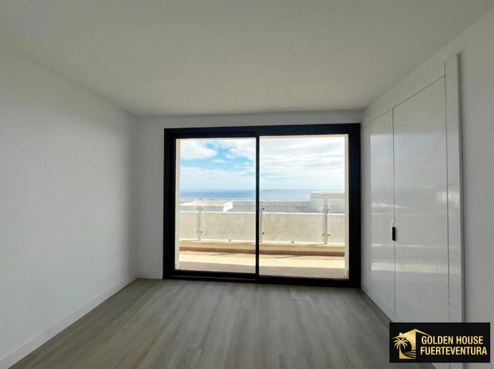 Image No.15-3 Bed Apartment for sale