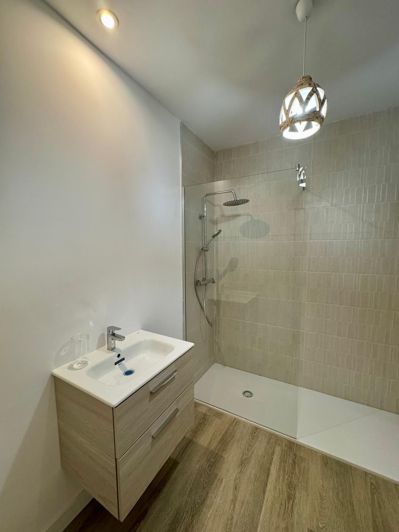 Image No.9-3 Bed Apartment for sale