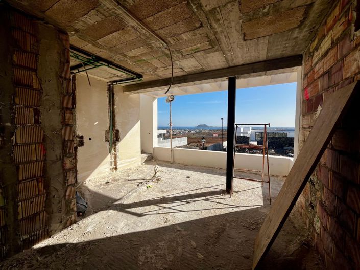 Image No.7-3 Bed Property for sale