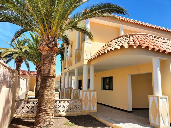 Image No.2-Propriété de 5 chambres à vendre à Corralejo